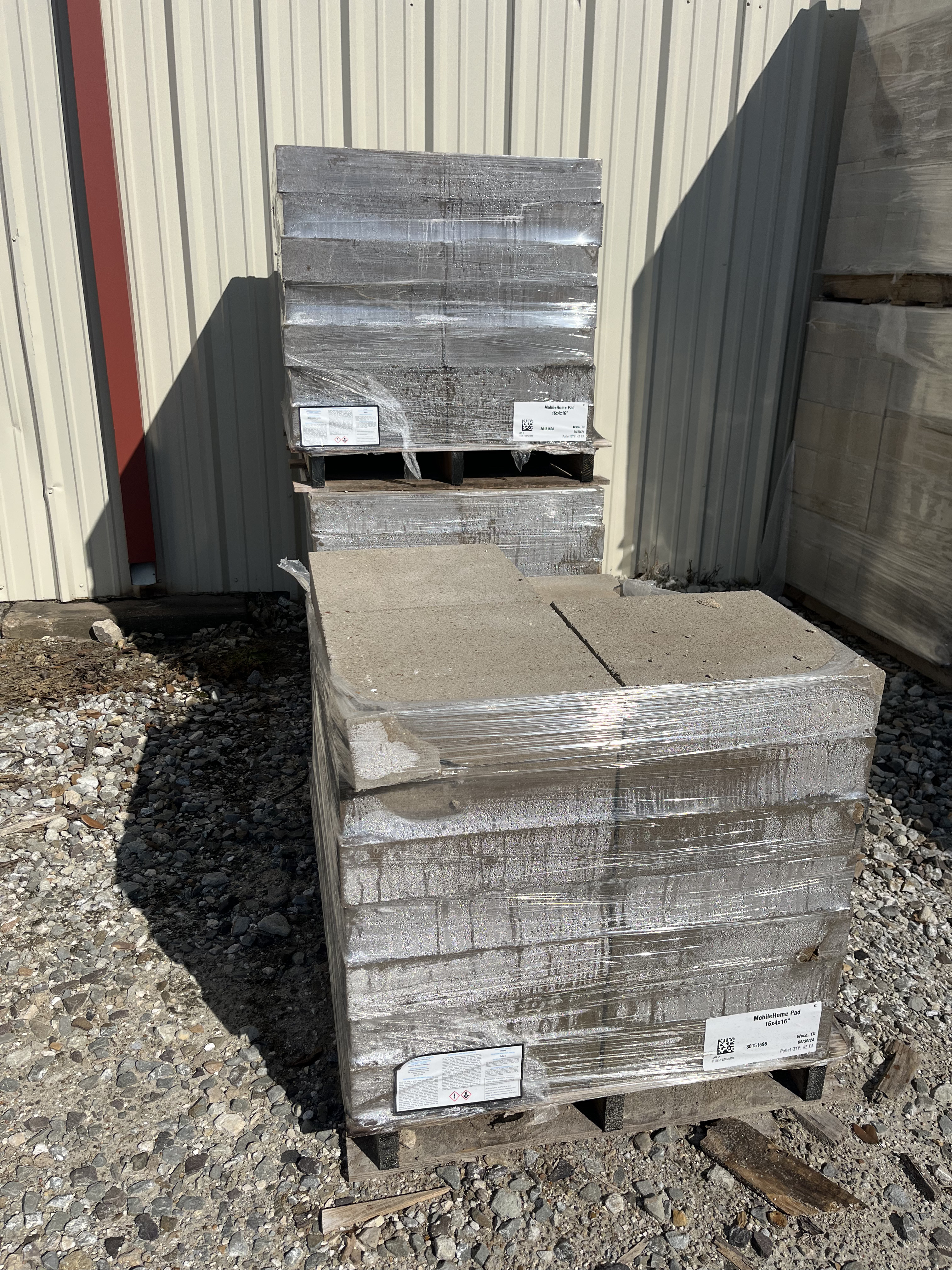 16" x 4" x 16" CONCRETE PAD