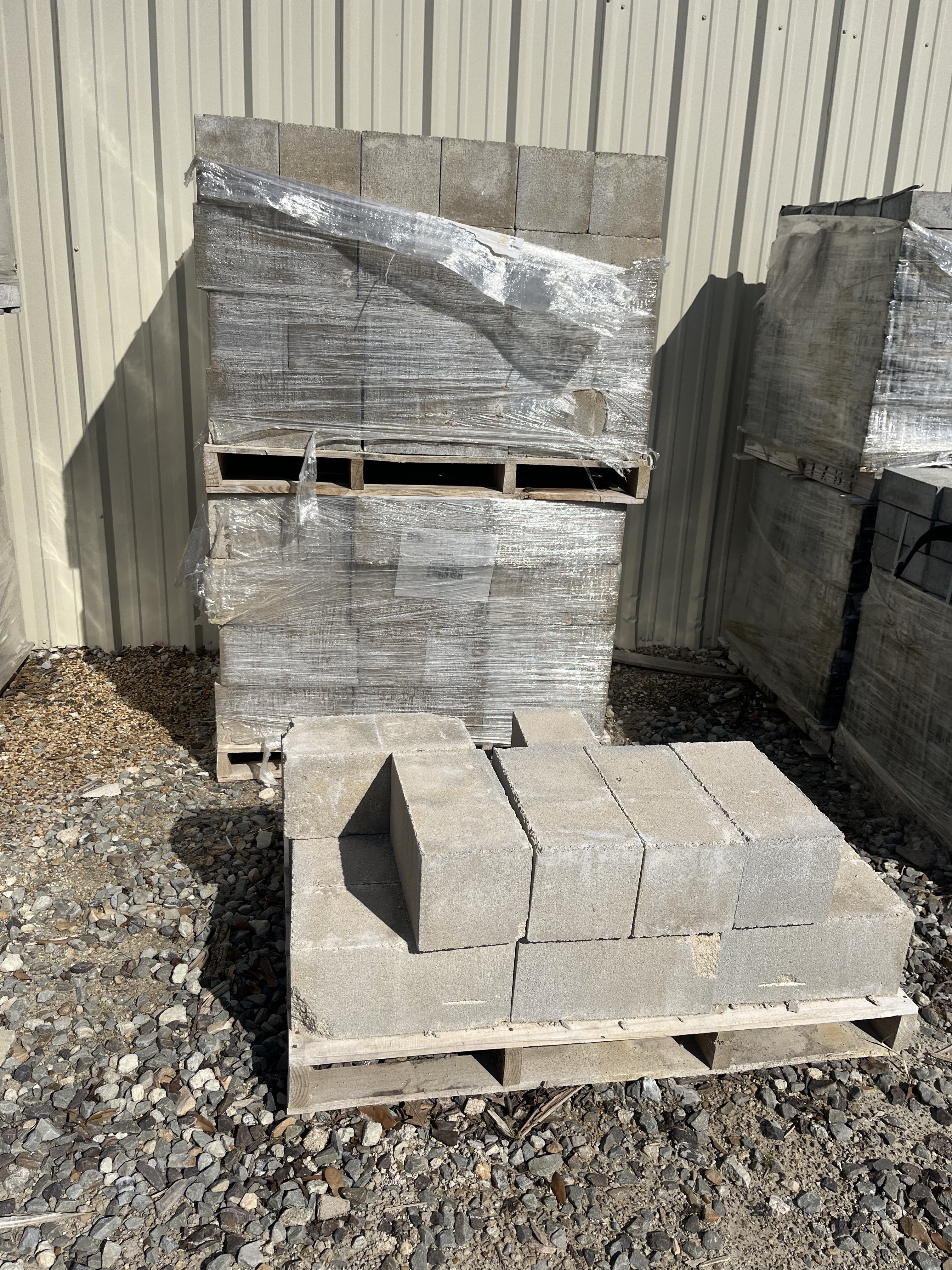 8" x 8" x 16 SOLID CONCRETE BLOCK